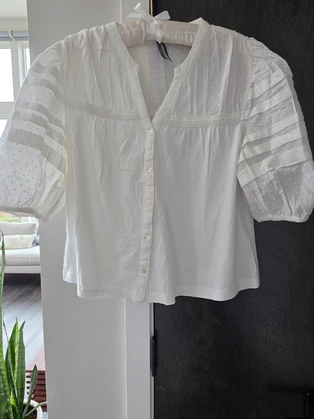 Anthropologie Blouse Lace Size Small Like New